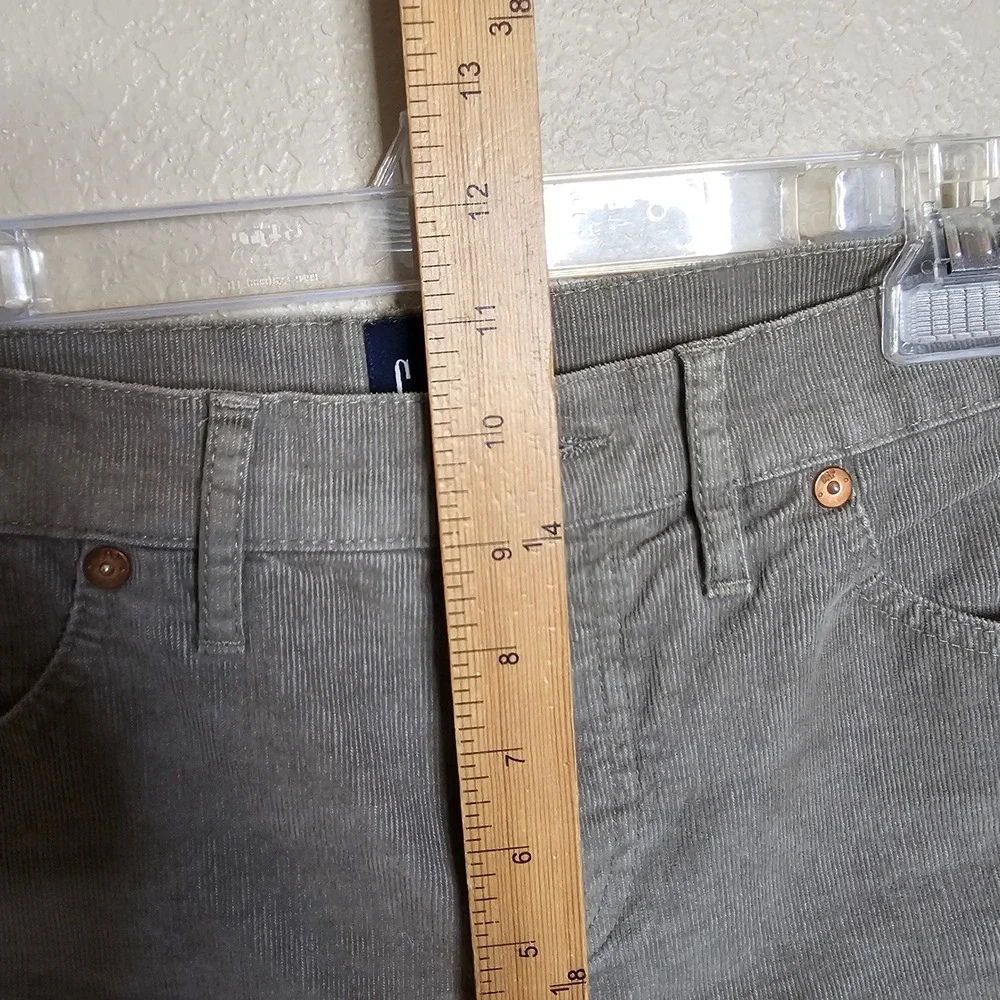 Gap Womens Corduroy Shorts Size 6 Olive Green Sage Gray Raw Hem Stretch 5-Pocket